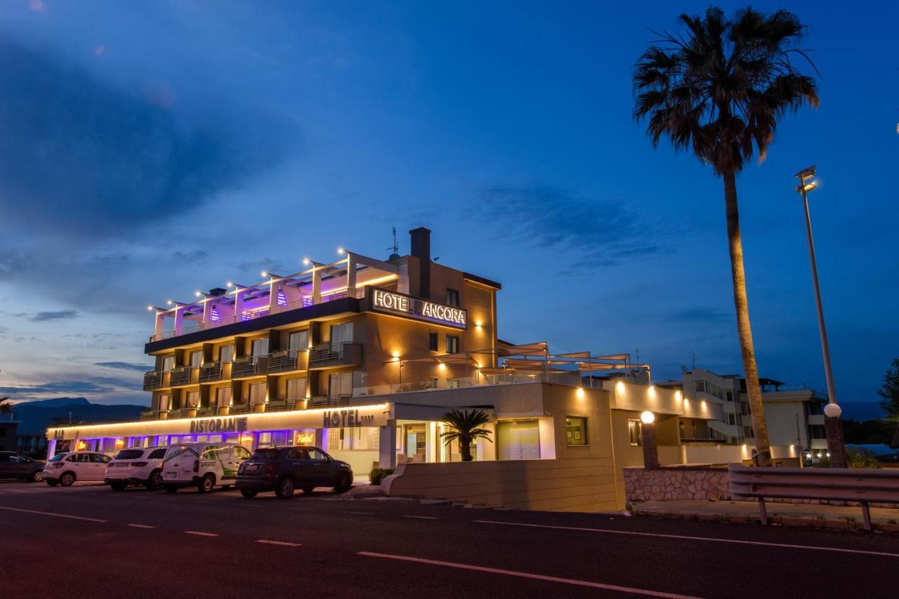 Hotel Ancora ปอนเตกัญญาโน ภายนอก รูปภาพ