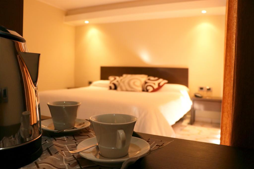 Hotel Ancora ปอนเตกัญญาโน ภายนอก รูปภาพ