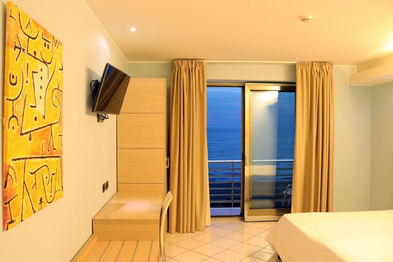 Hotel Ancora ปอนเตกัญญาโน ภายนอก รูปภาพ